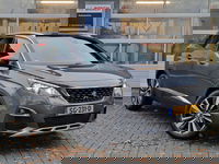 Peugeot 3008 - 1.2 PureTech GT Line|Pano|Carplay|Focal-Audio|Clima|Cruise|Digi-dash|
