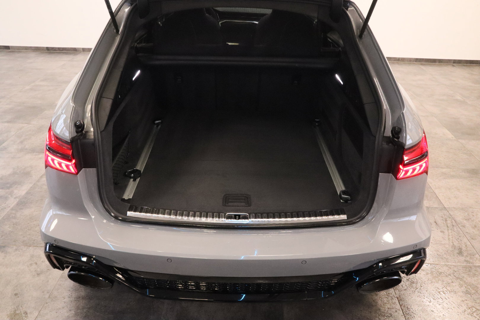Audi RS6 A6 Avant TFSI Quattro Keramisch Leder Panoramadak 4WS Nardo B&O!