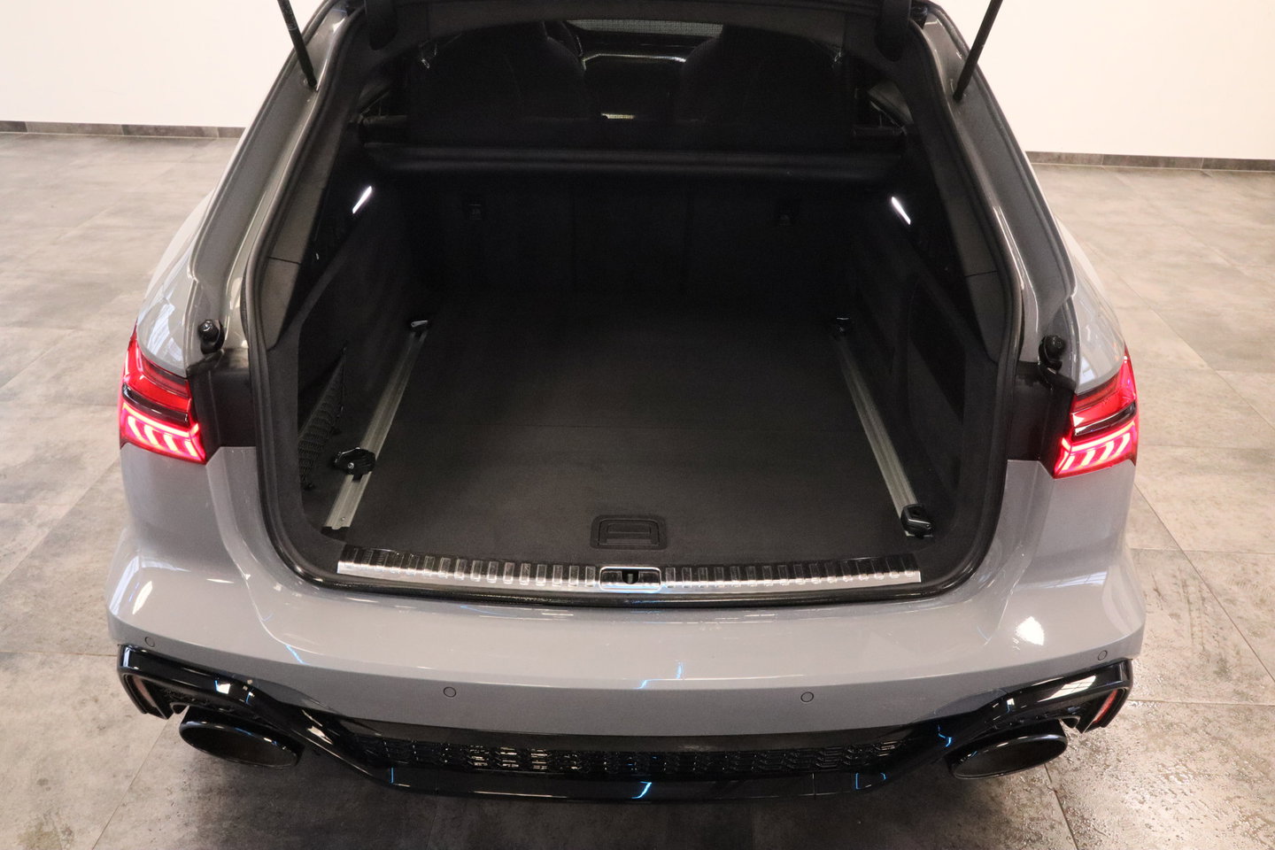 Audi RS6 A6 Avant TFSI Quattro Keramisch Leder Panoramadak 4WS Nardo B&O!