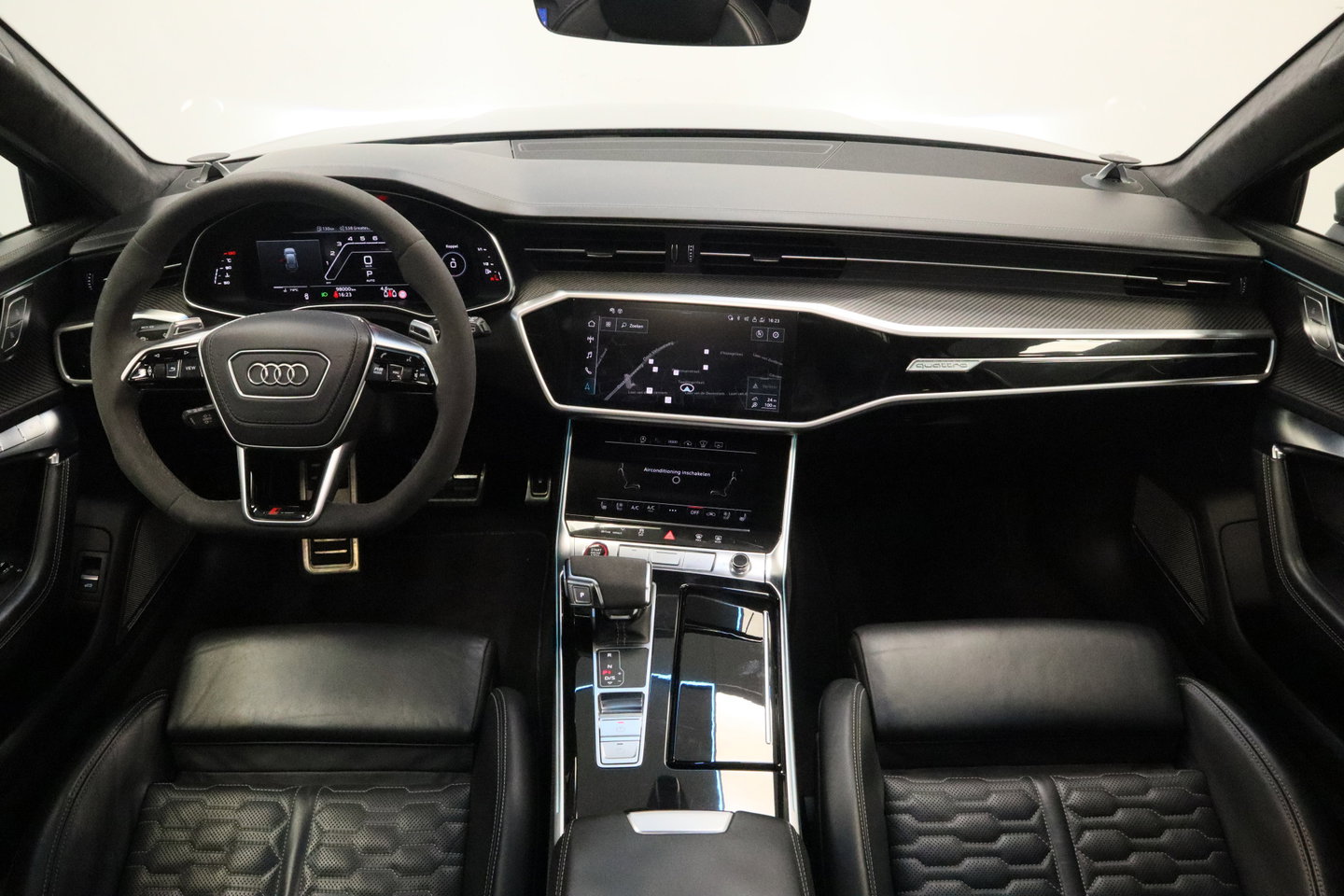 Audi RS6 A6 Avant TFSI Quattro Keramisch Leder Panoramadak 4WS Nardo B&O!