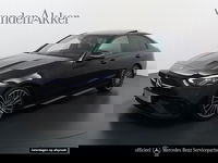 Mercedes-Benz C-Klasse - 200 AMG // Panoramadak // Trekhaak // Carplay // Camera // Nightpakket // Alarm // 19 inch // Sfeerverlichting
