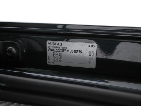 Audi e-tron 55 quattro Business edition Plus 95 kWh (3-Fase-11 kW) {SOH-88%} (INCL-BTW) *HEATPUMP | PANO | LEATHER | ADAPTIVE-CRUISE | FULL-LED | DIGI-COCKPIT | KEYLESS | MEMORY-PACK | CAMERA | NAVI-FULLMAP | SHIFTPADDLES | DAB+ | COMFORTSEATS | 20''ALU*