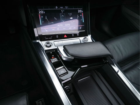 Audi e-tron 55 quattro Business edition Plus 95 kWh (3-Fase-11 kW) {SOH-88%} (INCL-BTW) *HEATPUMP | PANO | LEATHER | ADAPTIVE-CRUISE | FULL-LED | DIGI-COCKPIT | KEYLESS | MEMORY-PACK | CAMERA | NAVI-FULLMAP | SHIFTPADDLES | DAB+ | COMFORTSEATS | 20''ALU*