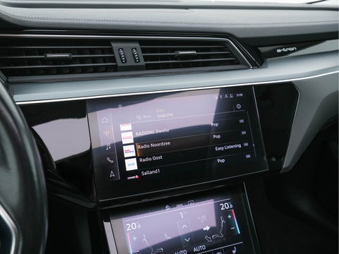 Audi e-tron 55 quattro Business edition Plus 95 kWh (3-Fase-11 kW) {SOH-88%} (INCL-BTW) *HEATPUMP | PANO | LEATHER | ADAPTIVE-CRUISE | FULL-LED | DIGI-COCKPIT | KEYLESS | MEMORY-PACK | CAMERA | NAVI-FULLMAP | SHIFTPADDLES | DAB+ | COMFORTSEATS | 20''ALU*