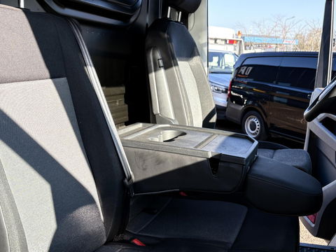 MAN TGE 35 2.0 L3H3 LUXE | LEDER | GASGEVEERDE CHAUFFEURSSTOEL | LED | CRUISE | LMV | SIDEBARS | DIK UITGEVOERD