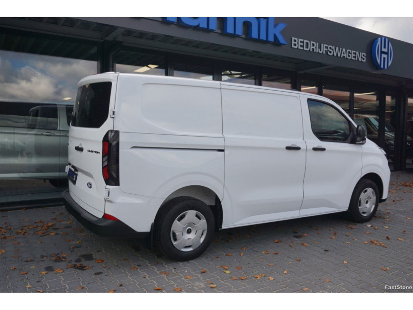 Ford Transit Custom 300S 136PK Trend BPM VRIJ 13"  Apple CP/Android A. 16" LM, Cam LED, Tot 2029 Garantie!! NR. 536