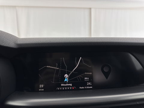 Alfa Romeo Stelvio 2.2d AWD Q4 Super Aut. *PANO | LEATHER | BI-XENON | MEMORY-PACK | HARMAN/KARDON | BLINDSPOT | CAMERA | DAB+ | NAVI-FULLMAP | HEATED-SPORTSEATS | ECC | ADAPTIVE-CRUISE | PDC | PRIVACYGLASS | TOWBAR | 19"ALU*