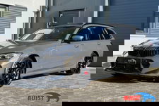 BMW 3 Serie - Touring 330e 293pk M-Sport PANO H/K HUD TREKHAAK LEER 19" MY2025!
