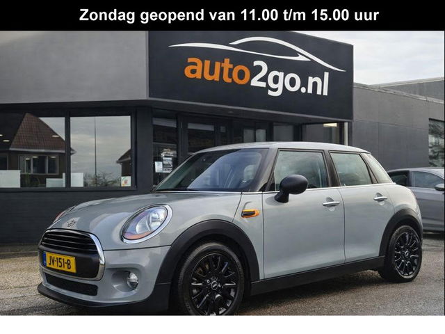 MINI 5-Deurs - Mini 1.5D 4Drs BUSINESS EDITION SPORTLEDER NAVI PARKPILOT DIGI-DASH APPLE-CARPLAY LED LMV PDC