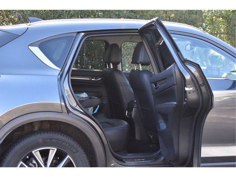 Mazda CX-5 2.0 SkyActiv-G 165 Luxury | NL-Auto | Afn.trekhaak | Bose | Keyless | HUD | Carplay | 360 gr.camera | Stoelverkoeling | Vol