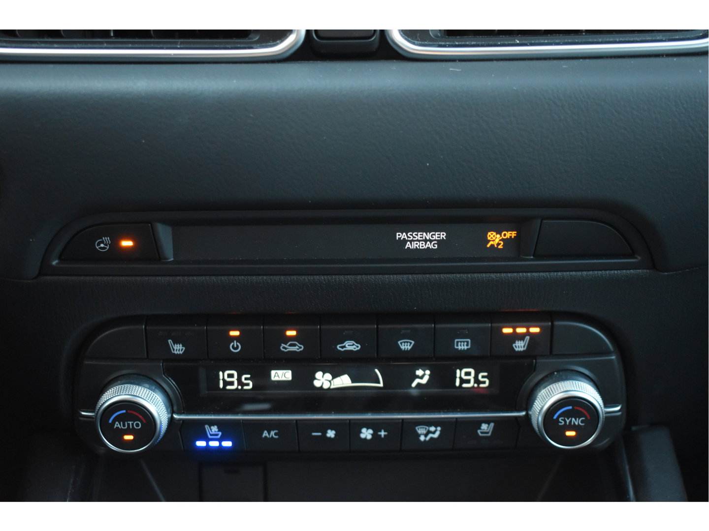 Mazda CX-5 2.0 SkyActiv-G 165 Luxury | NL-Auto | Afn.trekhaak | Bose | Keyless | HUD | Carplay | 360 gr.camera | Stoelverkoeling | Vol