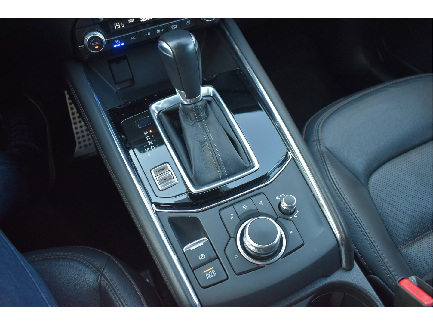 Mazda CX-5 2.0 SkyActiv-G 165 Luxury | NL-Auto | Afn.trekhaak | Bose | Keyless | HUD | Carplay | 360 gr.camera | Stoelverkoeling | Vol