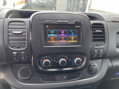 Fiat Talento 2.0 MultiJet 145pk L2H1 Basis / zilver metallic / vaste prijs rijklaar € 13.950 ex btw / lease vanaf € 235 / euro 6 / bpm vrij / trekhaak / airco / cruise / navigatie !