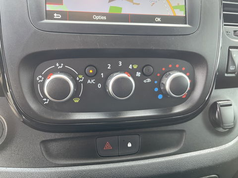 Fiat Talento 2.0 MultiJet 145pk L2H1 Basis / zilver metallic / vaste prijs rijklaar € 13.950 ex btw / lease vanaf € 235 / euro 6 / bpm vrij / trekhaak / airco / cruise / navigatie !