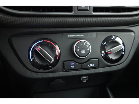 Hyundai i10 1.0 Comfort | Apple CarPlay | Airco | Rijstrooksensor | Cruise | DAB