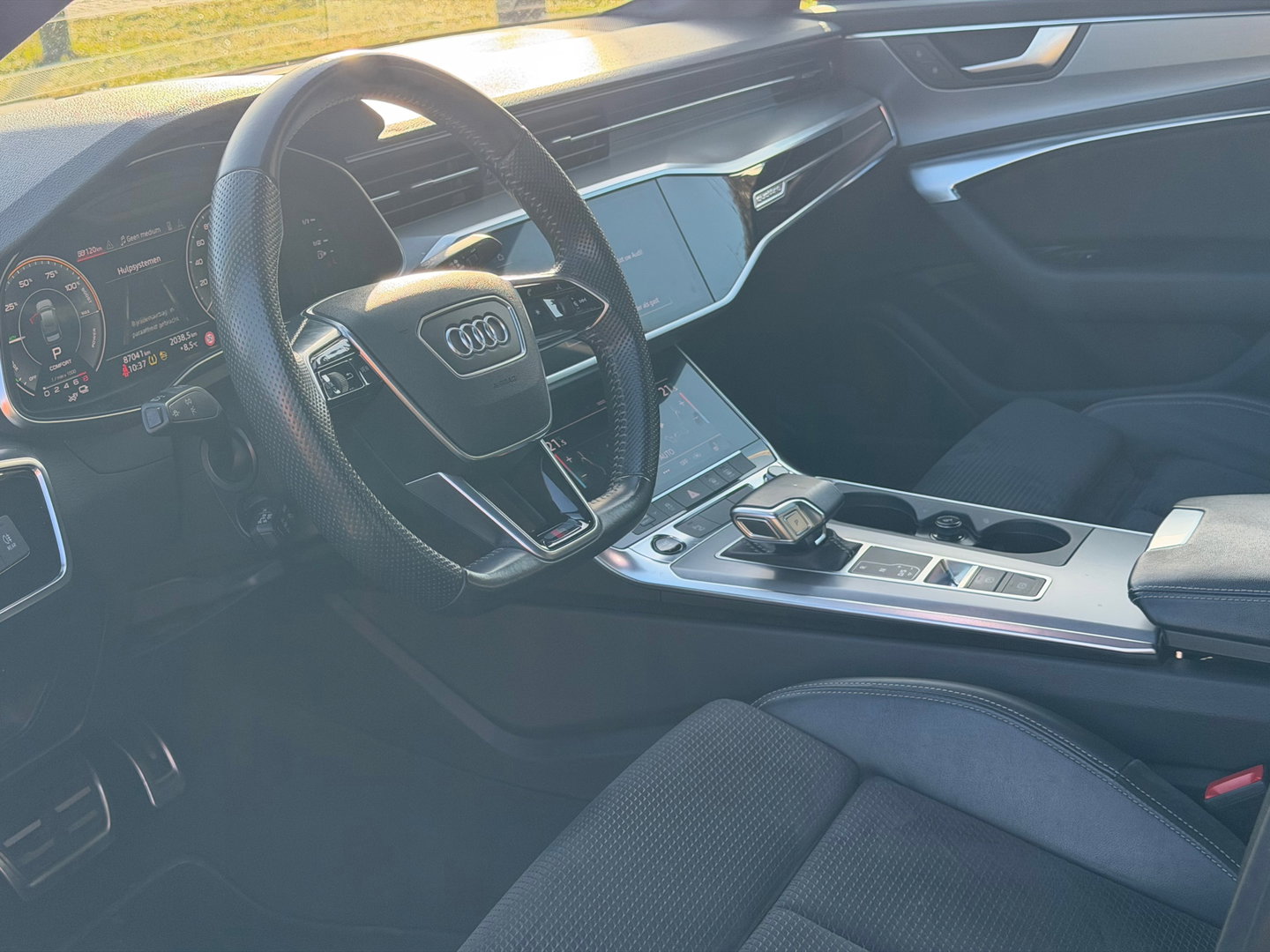 Audi A6 Limousine 55 TFSI e quattro Competition|Pano|Matrix|Daytonagrau