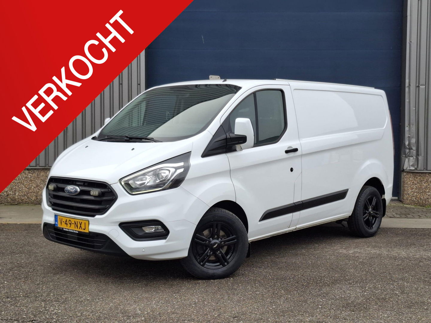 Ford Transit Custom 340 2.0 TDCI L1H2 Limited AIRCO / CRUISE CONTROLE / EURO 6 / TREKHAAK / L1H1