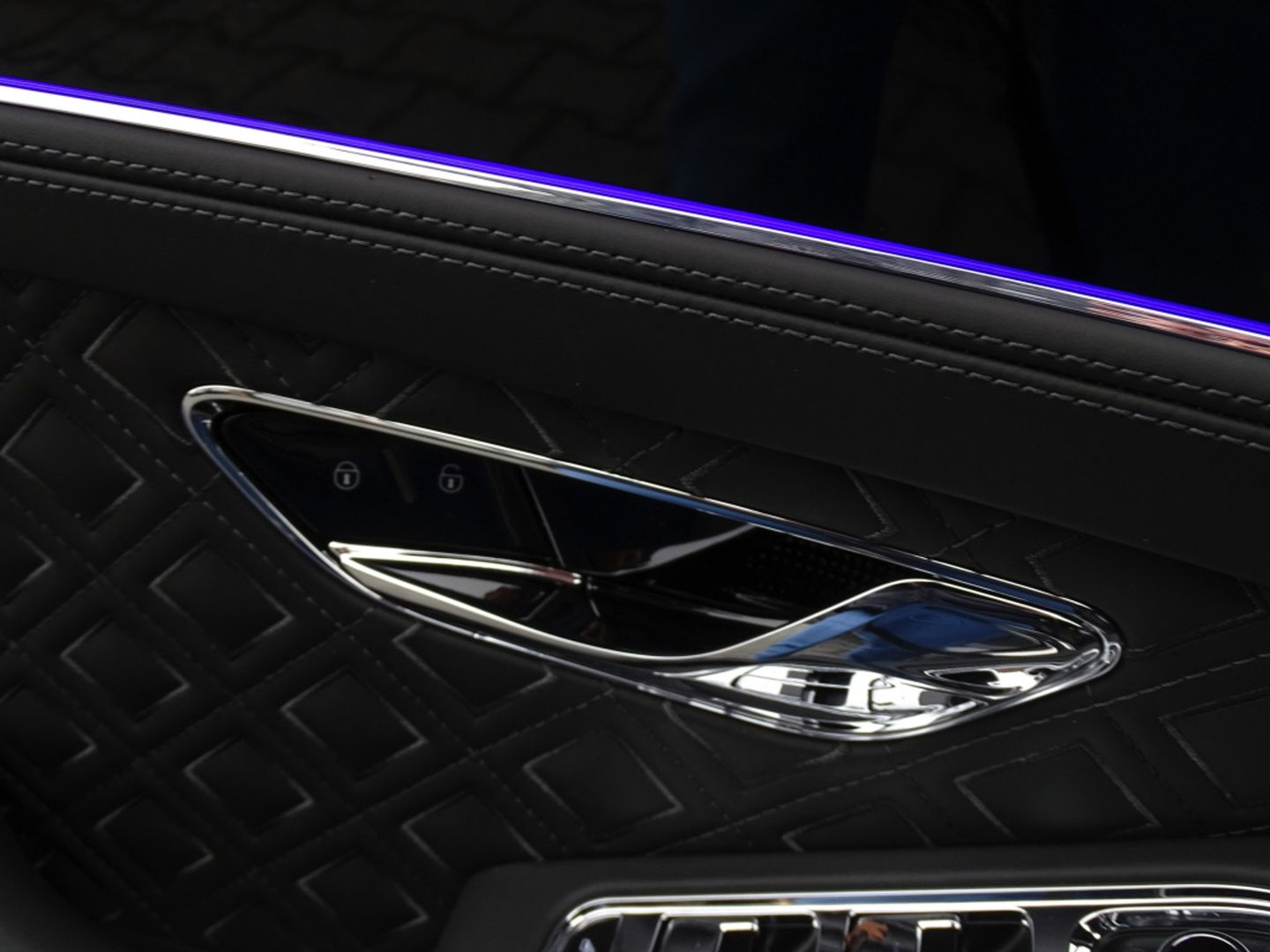 Bentley Continental GT 6.0 W12 TwinTurbo 636PK / ACC / B&O sound / 360° *NAP*