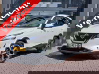 Nissan QASHQAI - 1.3 MHEV Xtronic Premiere Edition | Pano | Trekhaak | Camera | Stoelverwarming | All-seasons |