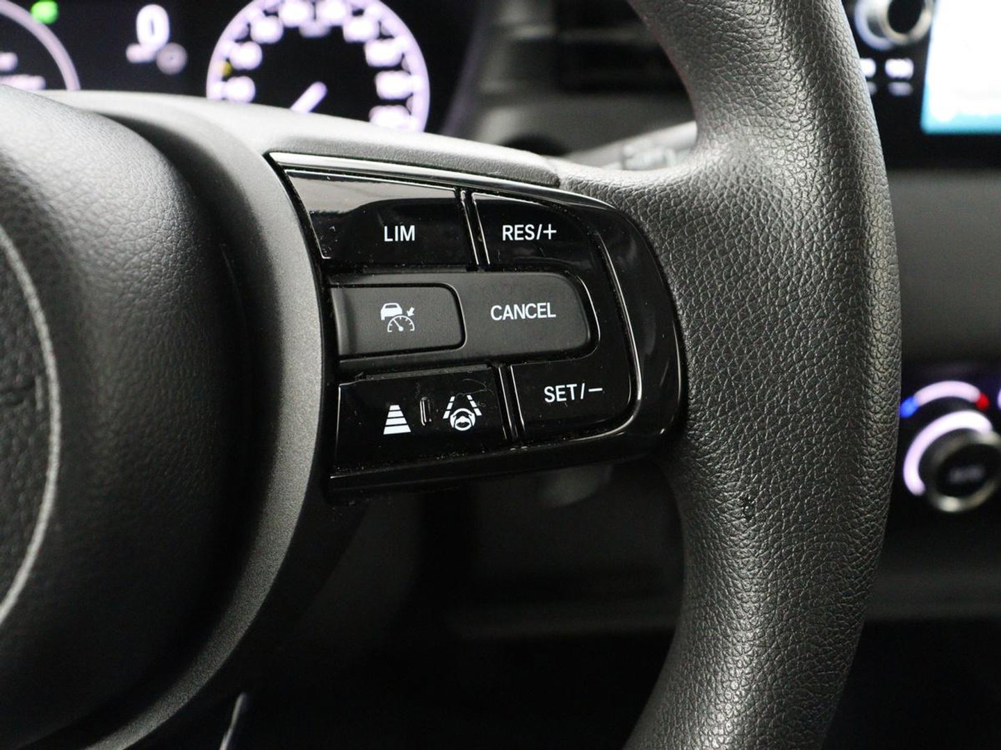 Honda HR-V 1.5 e:HEV Elegance | Stoelverwarming | Adaptive cruise | Carplay | Camera | File Assistent | 18'' | Full LED | Navigatie | Keyless