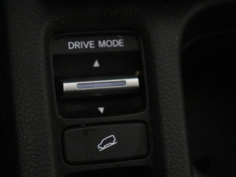 Honda HR-V 1.5 e:HEV Elegance | Stoelverwarming | Adaptive cruise | Carplay | Camera | File Assistent | 18'' | Full LED | Navigatie | Keyless