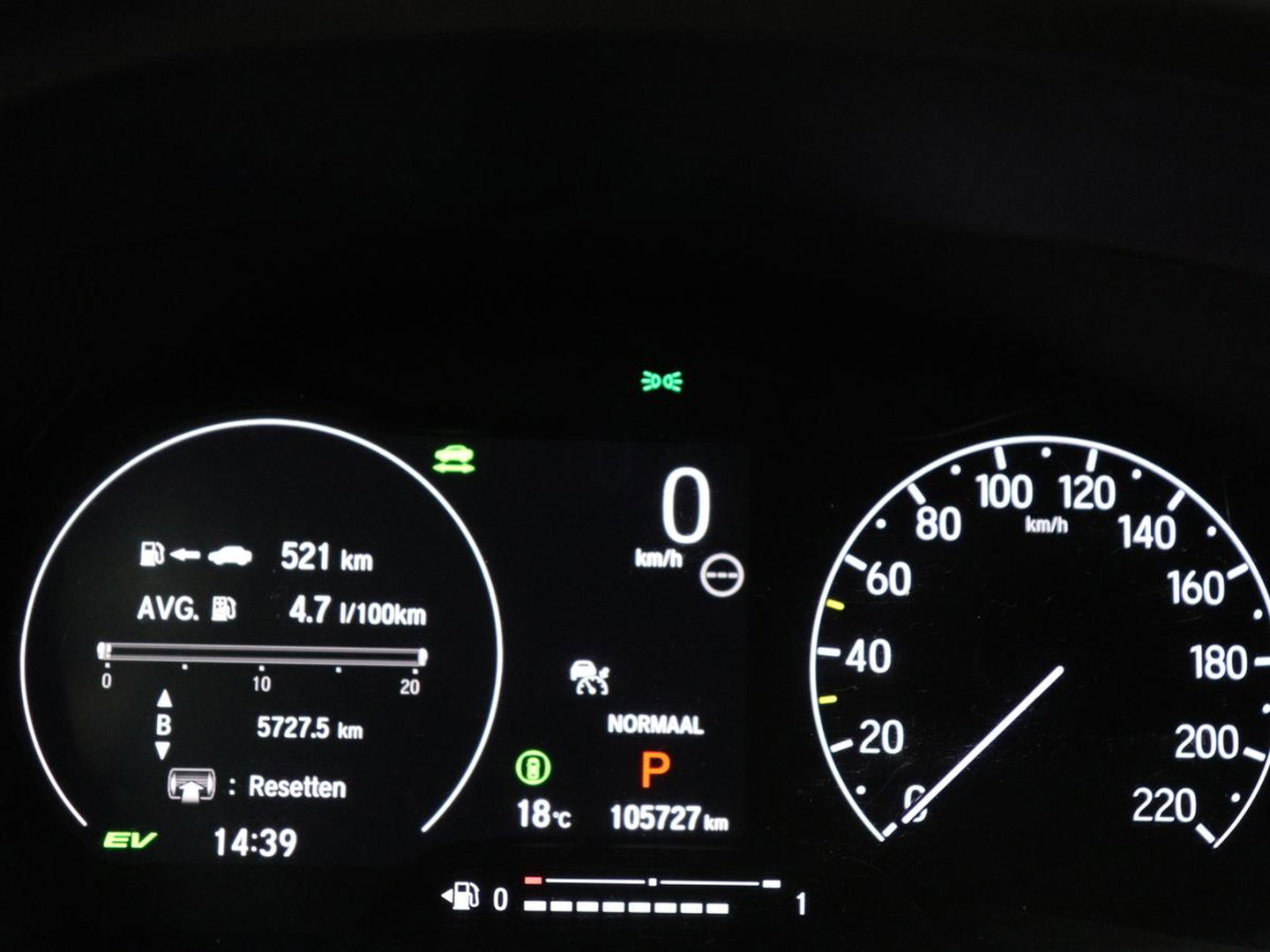 Honda HR-V 1.5 e:HEV Elegance | Stoelverwarming | Adaptive cruise | Carplay | Camera | File Assistent | 18'' | Full LED | Navigatie | Keyless