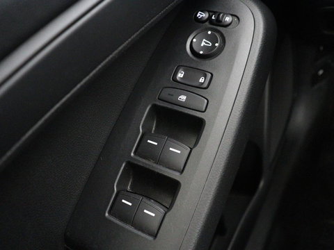 Honda HR-V 1.5 e:HEV Elegance | Stoelverwarming | Adaptive cruise | Carplay | Camera | File Assistent | 18'' | Full LED | Navigatie | Keyless