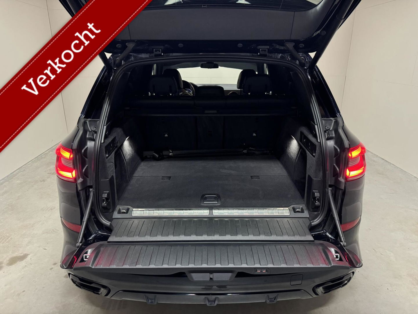 BMW X5 xDrive45e M-Sport Pano Laser IAS H/K HUD Trekh. 22” Leer