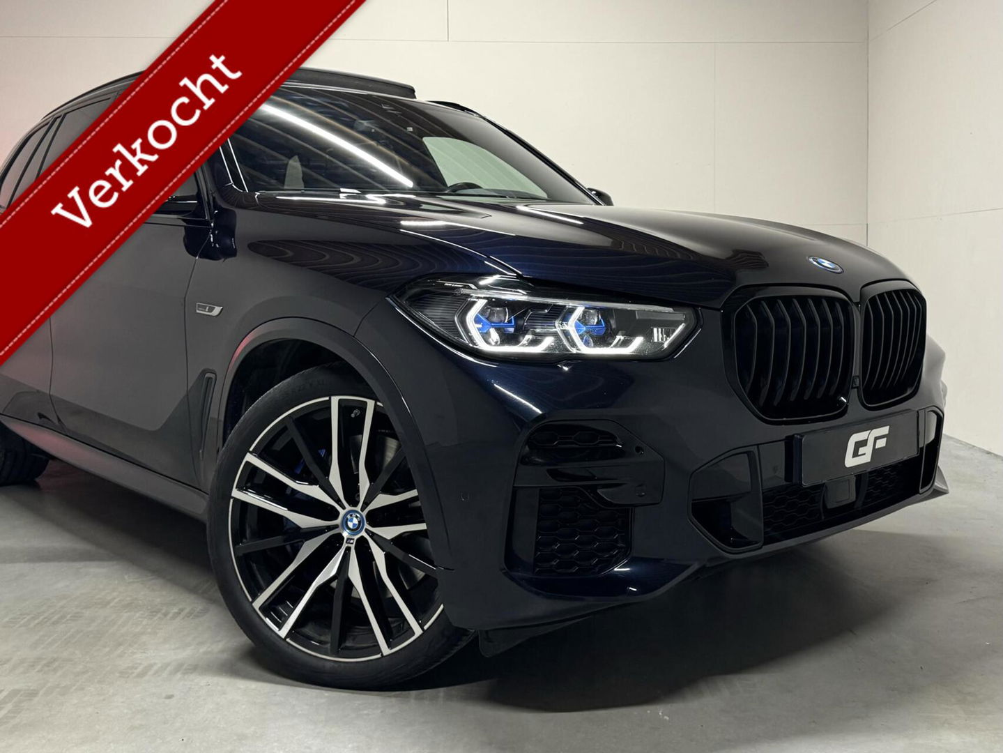 BMW X5 xDrive45e M-Sport Pano Laser IAS H/K HUD Trekh. 22” Leer