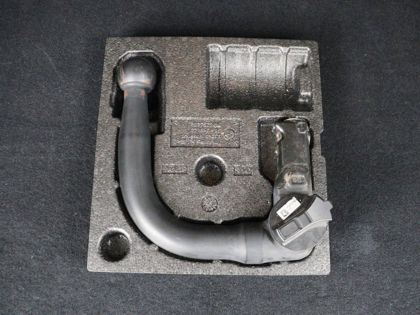 BMW 2 Serie Gran Tourer 220i Business Edition Plus | Luxury Line | Leder | Head-Up | Stoelverwarming | Trekhaak | Camera | Carplay | Full LED | Keyless | Navigatie | Cruise control | Bluetooth