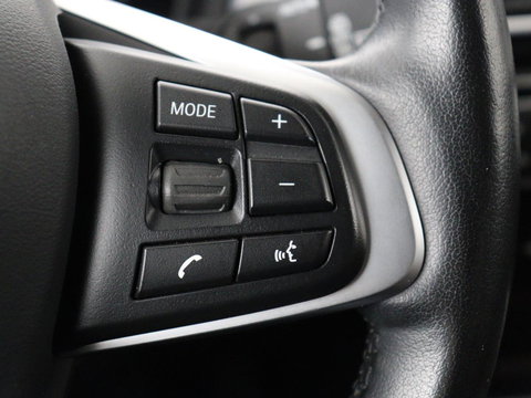 BMW 2 Serie Gran Tourer 220i Business Edition Plus | Luxury Line | Leder | Head-Up | Stoelverwarming | Trekhaak | Camera | Carplay | Full LED | Keyless | Navigatie | Cruise control | Bluetooth