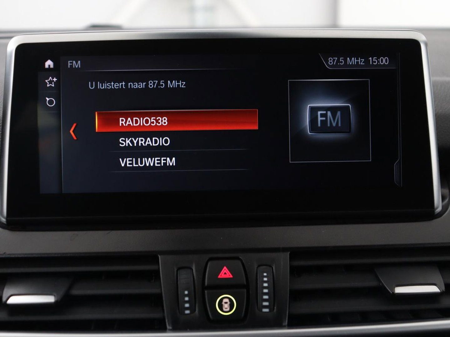 BMW 2 Serie Gran Tourer 220i Business Edition Plus | Luxury Line | Leder | Head-Up | Stoelverwarming | Trekhaak | Camera | Carplay | Full LED | Keyless | Navigatie | Cruise control | Bluetooth