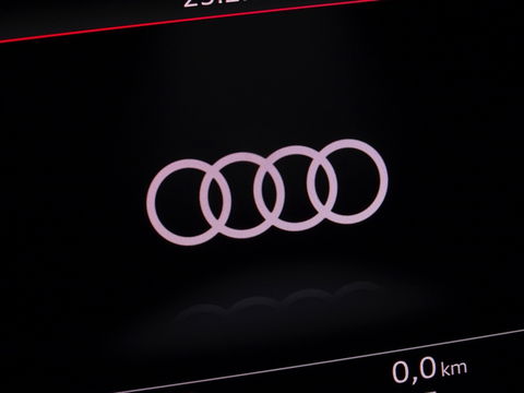 Audi Q8 60 TFSIe 462PK Quattro / Audi Exclusive / Nardo grey / 360° / 20