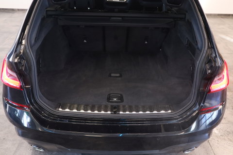 BMW 3 Serie Touring 320i M-Sport Business Edition Climate/Cruise Navi PDC NAP! 24 Maanden garantie* (Vraag naar de voorwaarden)