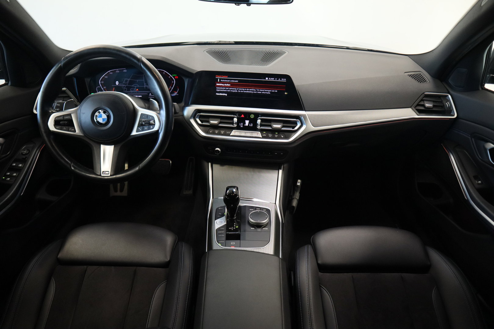 BMW 3 Serie Touring 320i M-Sport Business Edition Climate/Cruise Navi PDC NAP! 24 Maanden garantie* (Vraag naar de voorwaarden)
