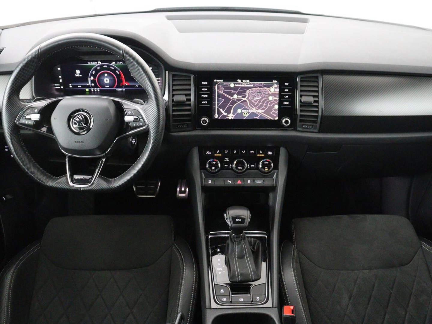 Škoda Kodiaq 1.5 TSI Sportline | Panoramadak | Stoelverwarming | Leder/Alcantara | Camera | Carplay | Sfeerverlichting | Virtual Cockpit | Canton Sound | Navigatie | Keyless | 20'' | Memory | Full LED