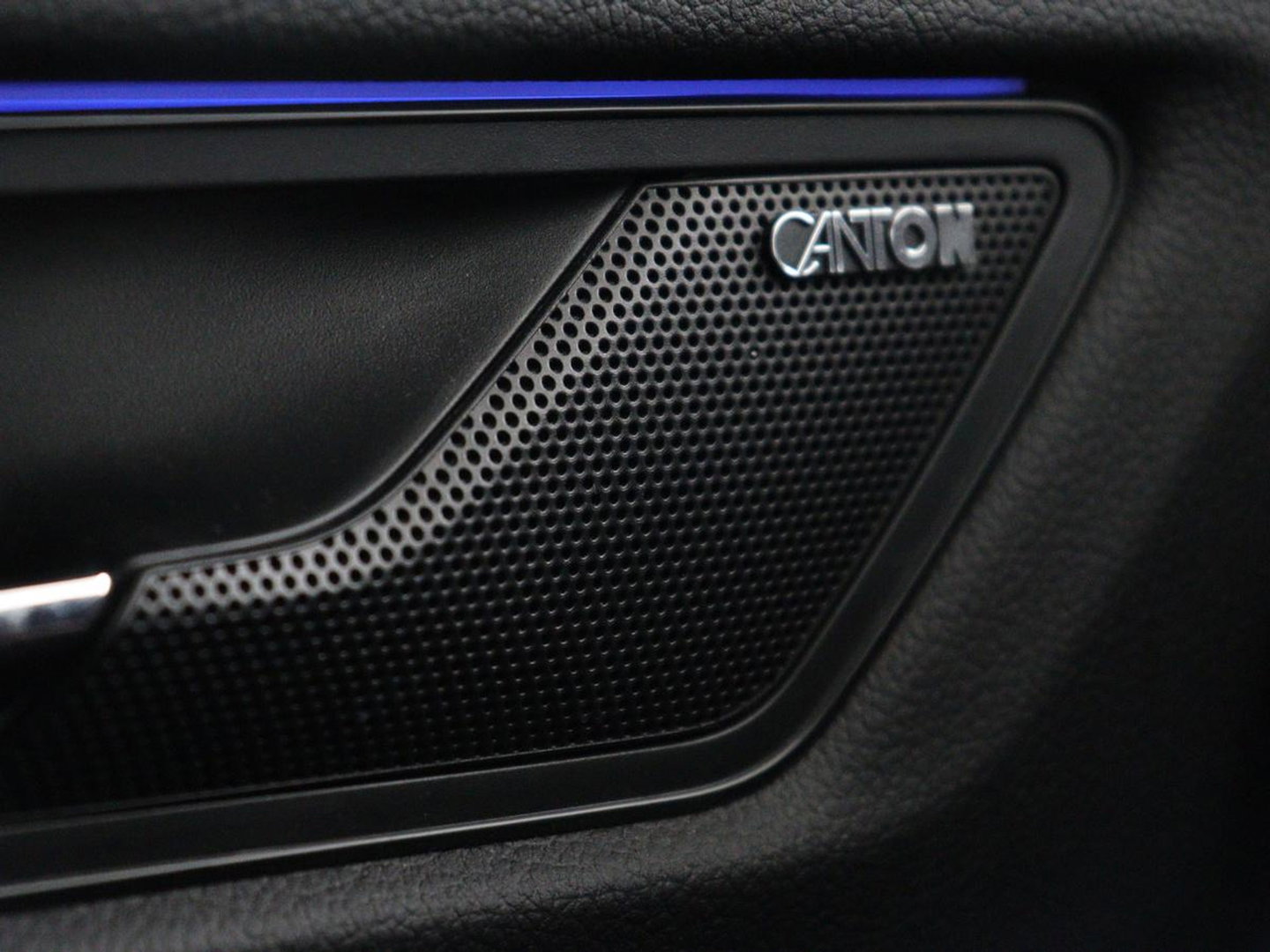 Škoda Kodiaq 1.5 TSI Sportline | Panoramadak | Stoelverwarming | Leder/Alcantara | Camera | Carplay | Sfeerverlichting | Virtual Cockpit | Canton Sound | Navigatie | Keyless | 20'' | Memory | Full LED