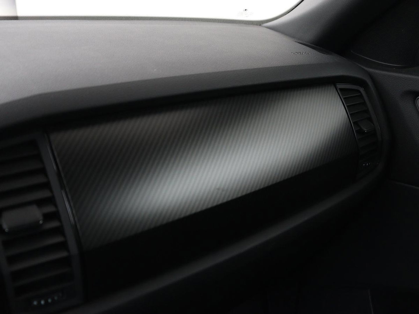 Škoda Kodiaq 1.5 TSI Sportline | Panoramadak | Stoelverwarming | Leder/Alcantara | Camera | Carplay | Sfeerverlichting | Virtual Cockpit | Canton Sound | Navigatie | Keyless | 20'' | Memory | Full LED