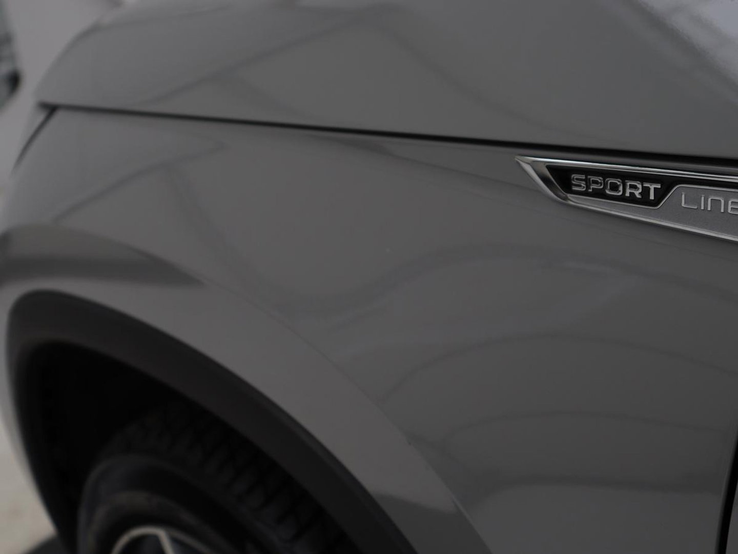 Škoda Kodiaq 1.5 TSI Sportline | Panoramadak | Stoelverwarming | Leder/Alcantara | Camera | Carplay | Sfeerverlichting | Virtual Cockpit | Canton Sound | Navigatie | Keyless | 20'' | Memory | Full LED