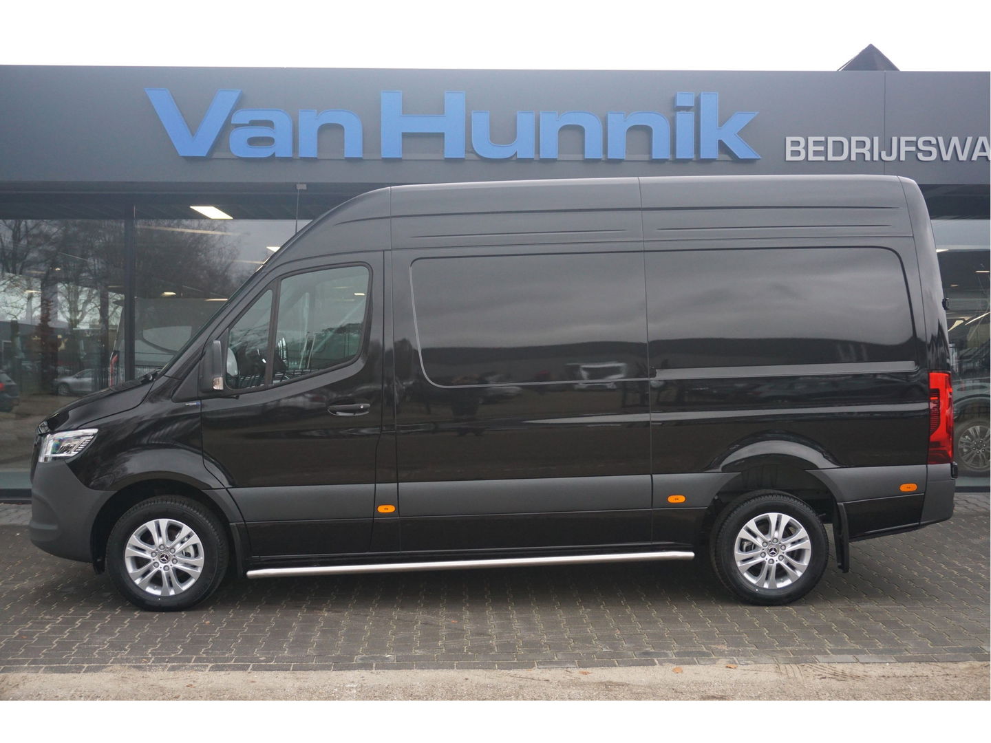 Mercedes-Benz Sprinter 317CDI Pro L2H2 BPM VRIJ!! 10.25" Mbux Cam, Gev. Stoel, 3.5T Trekgewicht, LED!! NR. A574*