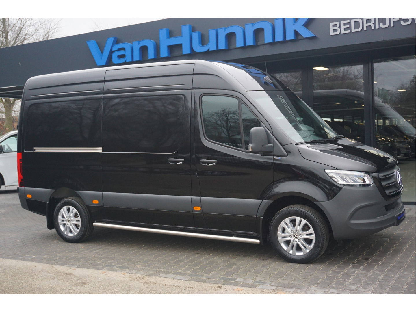 Mercedes-Benz Sprinter 317CDI Pro L2H2 BPM VRIJ!! 10.25" Mbux Cam, Gev. Stoel, 3.5T Trekgewicht, LED!! NR. A574*