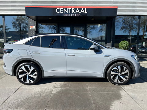 Volkswagen ID.5 Pro 77 kWh| Camera| Carplay| Stoelverwarming| ACC| Smart Climate| BTW
