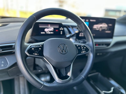 Volkswagen ID.5 Pro 77 kWh| Camera| Carplay| Stoelverwarming| ACC| Smart Climate| BTW