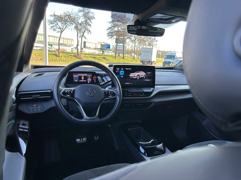 Volkswagen ID.5 Pro 77 kWh| Camera| Carplay| Stoelverwarming| ACC| Smart Climate| BTW