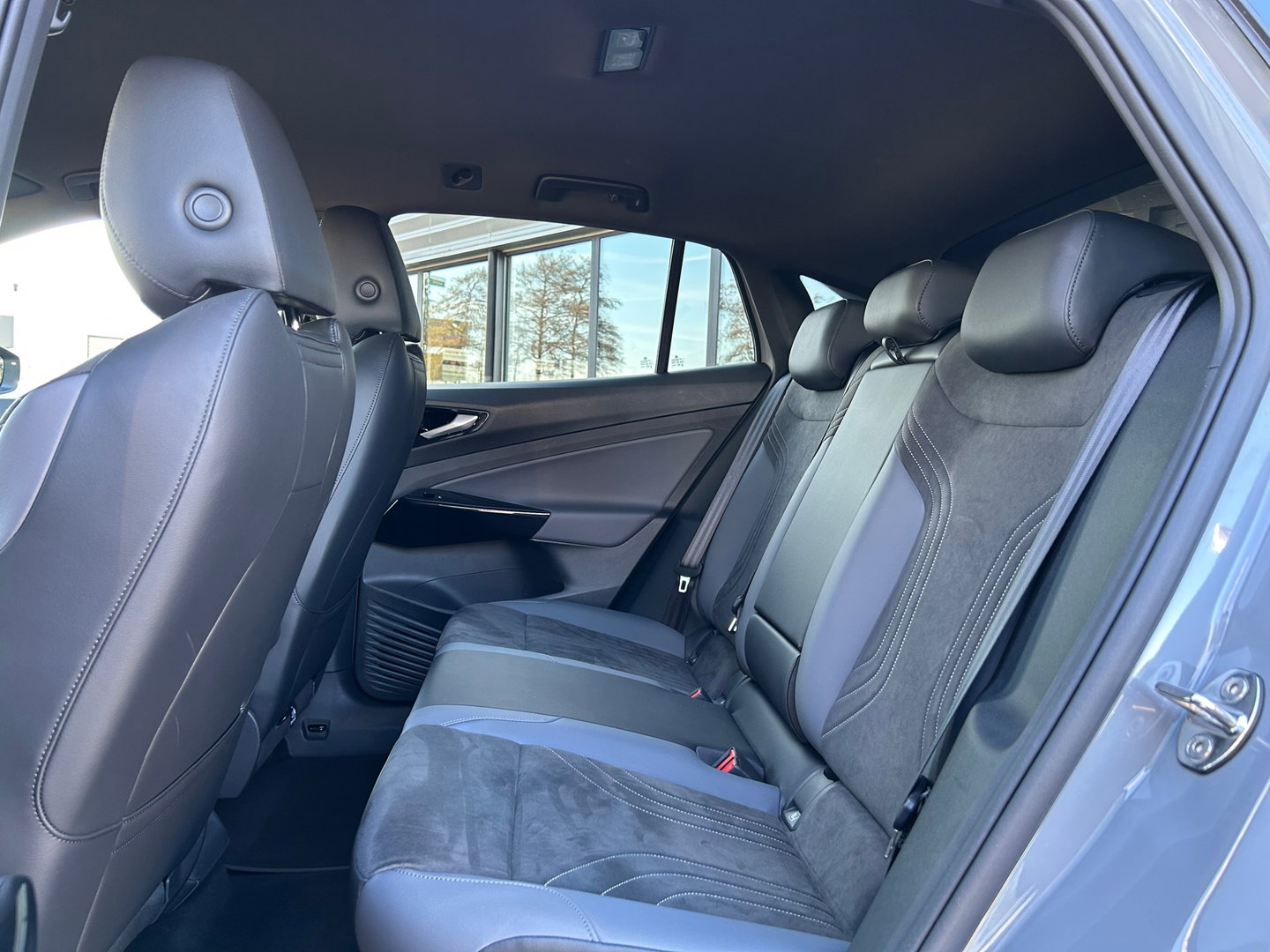 Volkswagen ID.5 Pro 77 kWh| Camera| Carplay| Stoelverwarming| ACC| Smart Climate| BTW