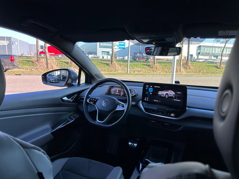 Volkswagen ID.5 Pro 77 kWh| Camera| Carplay| Stoelverwarming| ACC| Smart Climate| BTW