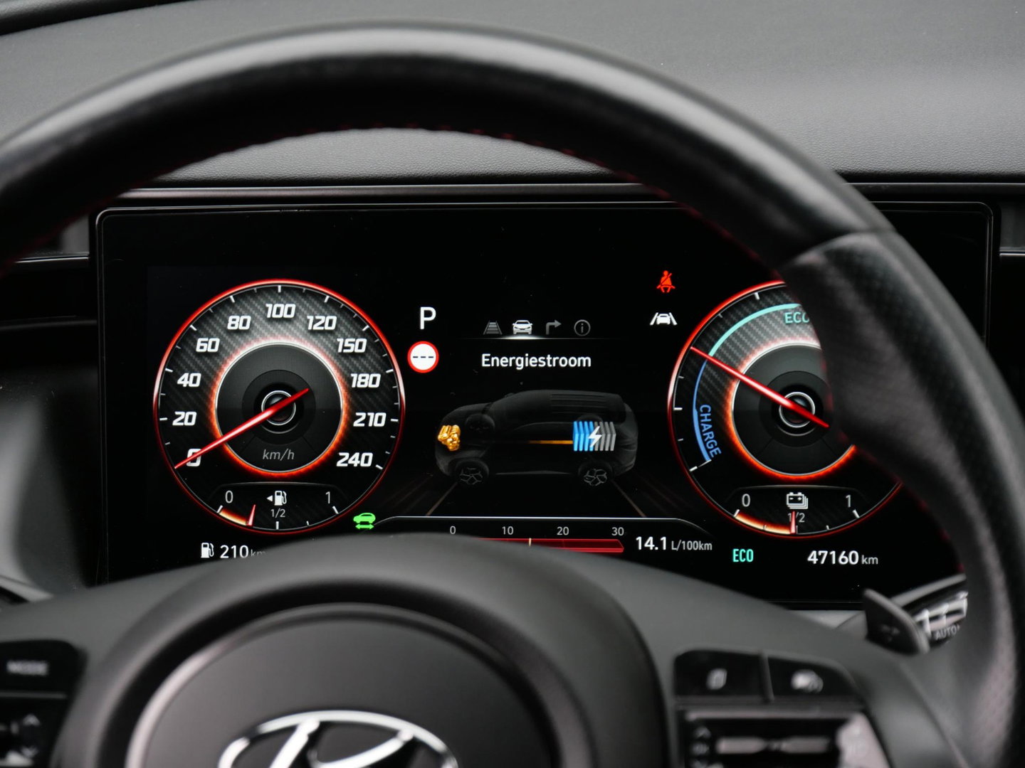 Hyundai Tucson 1.6T-GDI HEV N-LINE/ TREKHAAK/ TWO-TONE/ NL-AUTO VAN 1STE EIGENAAR