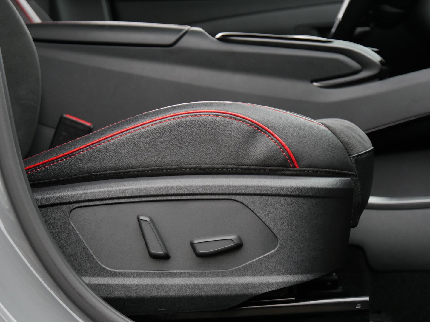 Hyundai Tucson 1.6T-GDI HEV N-LINE/ TREKHAAK/ TWO-TONE/ NL-AUTO VAN 1STE EIGENAAR