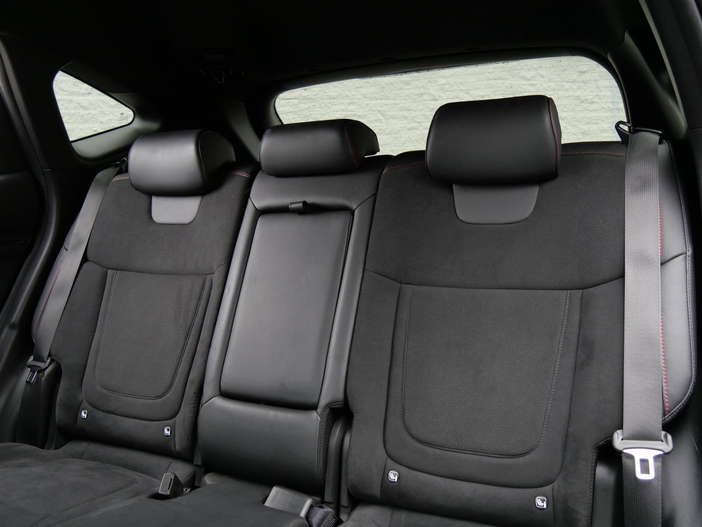 Hyundai Tucson 1.6T-GDI HEV N-LINE/ TREKHAAK/ TWO-TONE/ NL-AUTO VAN 1STE EIGENAAR