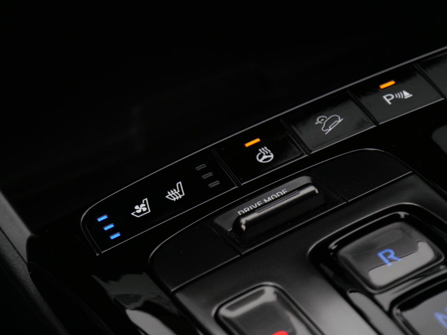 Hyundai Tucson 1.6T-GDI HEV N-LINE/ TREKHAAK/ TWO-TONE/ NL-AUTO VAN 1STE EIGENAAR